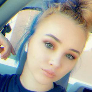 Meet your Posher, Laney